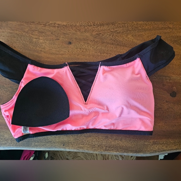 Pink by Victoria's secret black bathing suit top. Women's size large. - Picture 4 of 5